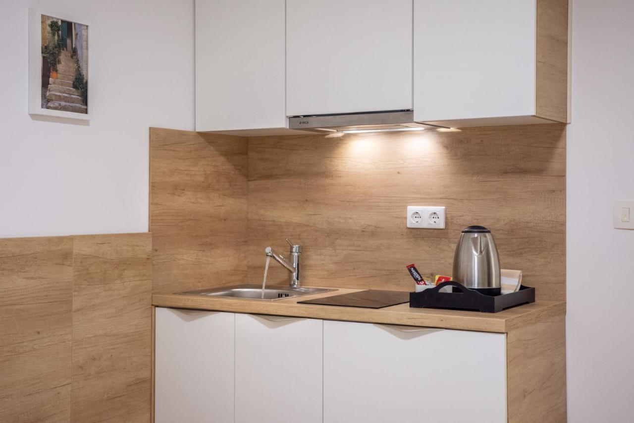 Apartments & Rooms Buble Trogir Buitenkant foto