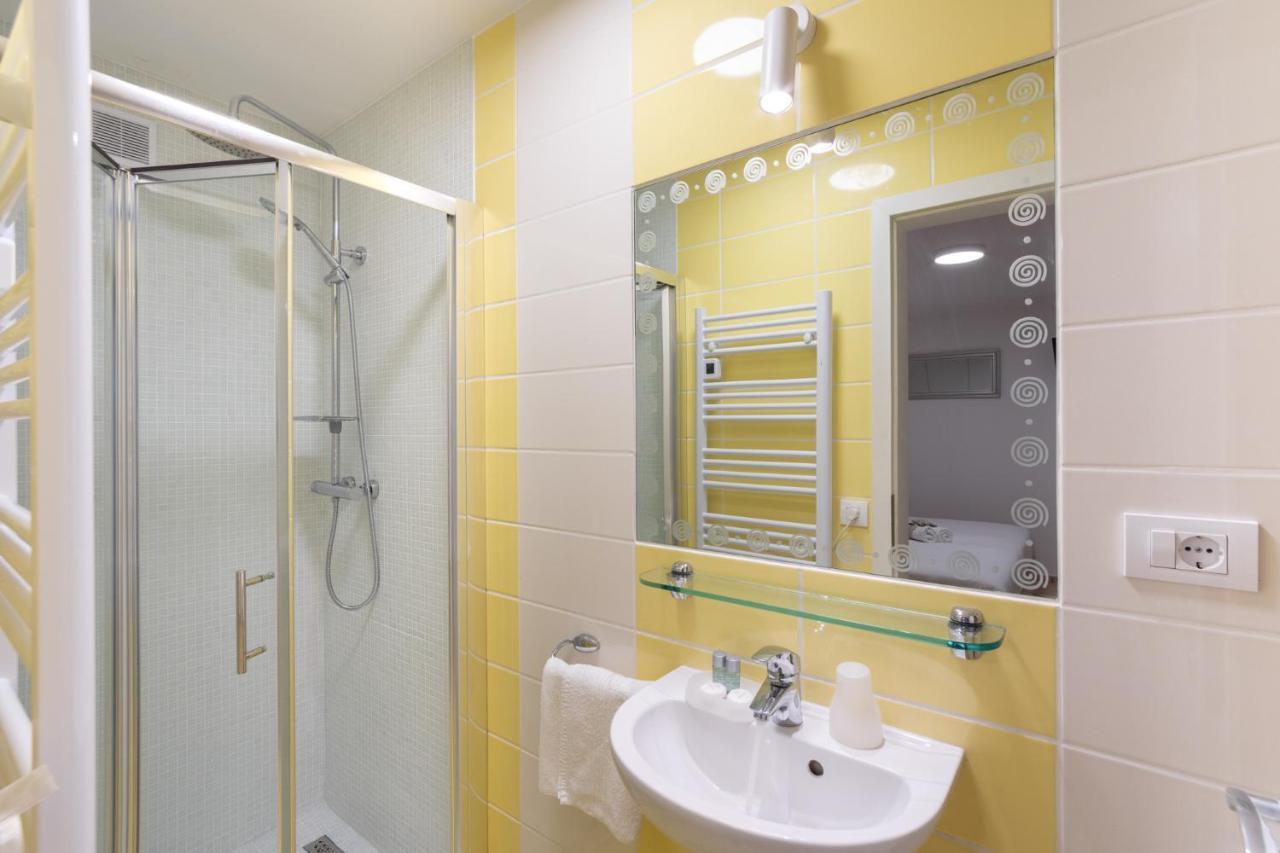 Apartments & Rooms Buble Trogir Buitenkant foto